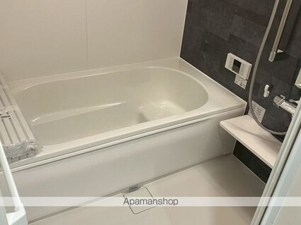メラヴィリア西町[2LDK/54.97m2]のバス