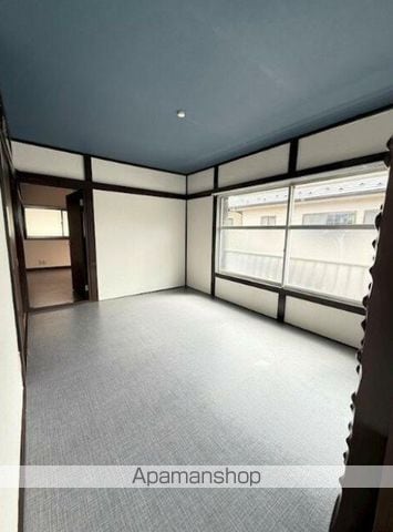 detached 埼玉県蓮田市大字閏戸2024-15

地図を見る