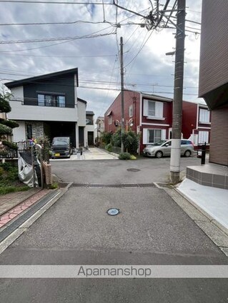 Ｋｏｌｅｔ日野１０[4LDK/96.64m2]の周辺3