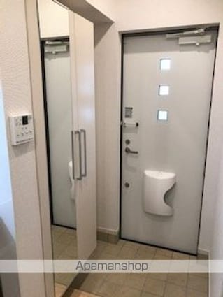 グラン南阿佐ヶ谷[1K/25m2]の玄関