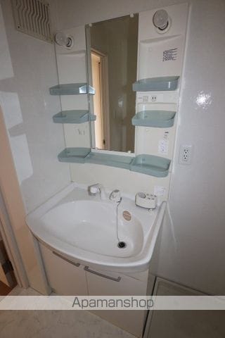 リビングタウン岩国 G棟の内装写真