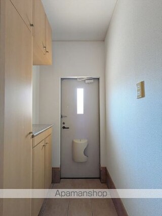 ミーテ通生Ⅱ[2DK/44.82m2]の玄関