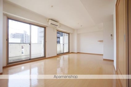 ルナ・マーレ椿[2LDK/63.36m2]のリビング・居間