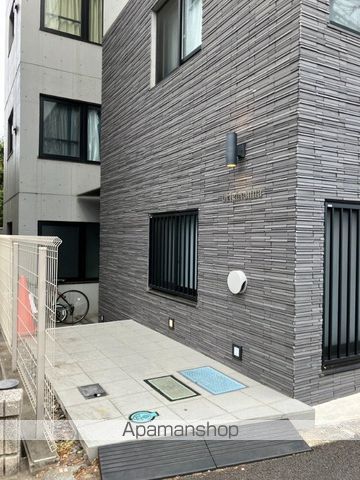 ブライトアンナの玄関写真