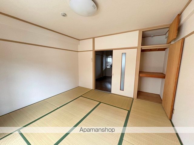 発春八坂ハイツの内装写真