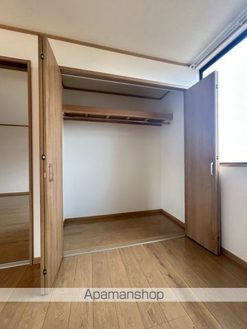 パープルタウンの内装写真