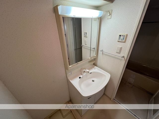 淀川ウエストタワーの内装写真
