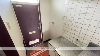ハイツサンフラワー富岡[1K/19.87m2]の玄関