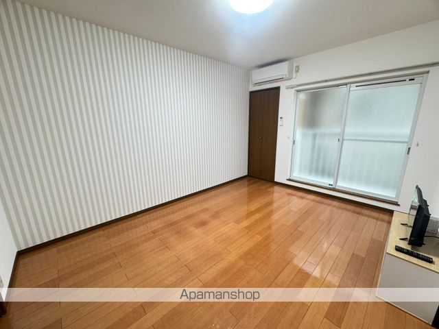 ロイヤル長久保の内装写真