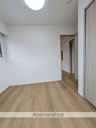 東京都中野区本町５丁目[3LDK/52.02m2]の内装4