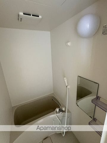 ヴィラナリー瀬戸田1号棟の内装写真