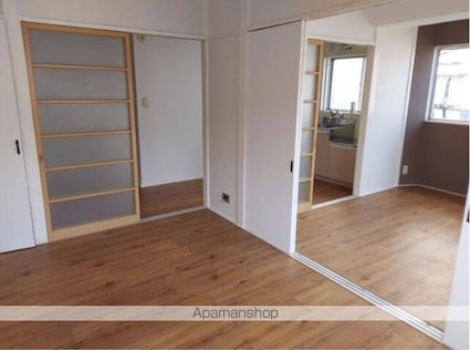 コンフォート竜泉クボタ[2DK/40m2]のリビング・居間