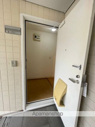 クレステージセピアⅢ[3LDK/66m2]の玄関