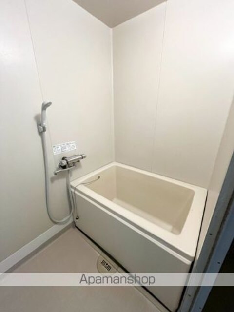 和歌山県和歌山市吹上４丁目[3LDK/65.3m2]のバス