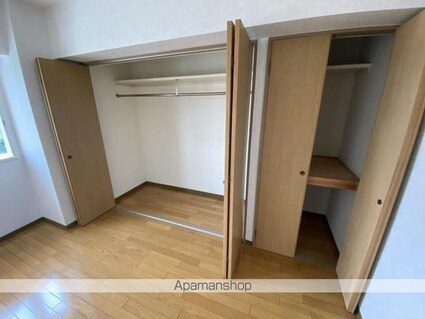 スカイフォレスト[3LDK/70.38m2]の収納