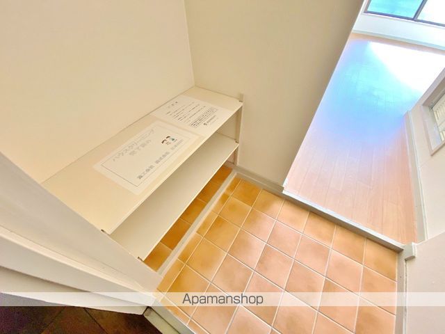 コレクション関目弐番館の内装写真