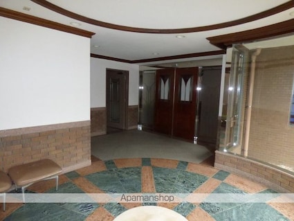 グランドール今治参番館[3LDK/70.5m2]の共用部1