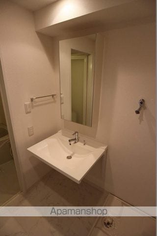レジディア西新の内装写真
