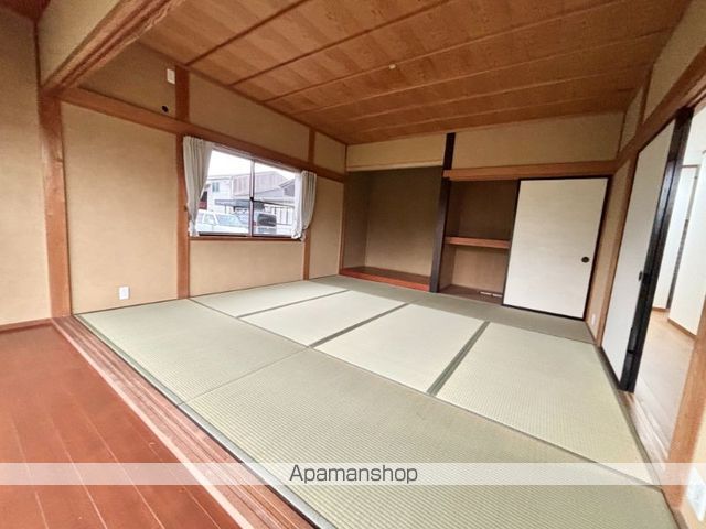 山陰本線 直江駅 徒歩21分 2階建 築38年の内装写真