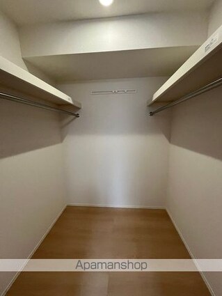 ＤーＲＯＯＭ和歌山四番丁[2LDK/68.1m2]の収納