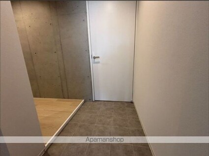 Ｄｅｃｏｒ　Ｂｌｏｃｃｏ　Ｏｙａｍａ　Ｄｕｅ[1LDK/40.84m2]の玄関