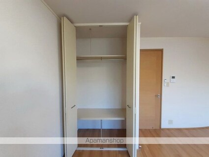 ファミール石芝[1K/24m2]の収納