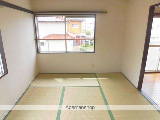 フレグランスの内装写真