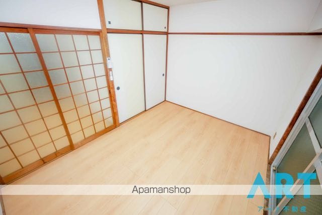 泉ハイツの内装写真