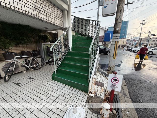 ハイツ石橋の玄関写真