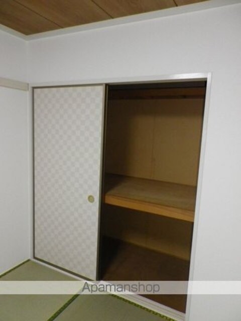 和歌山県和歌山市松江東４丁目[2DK/35m2]の収納