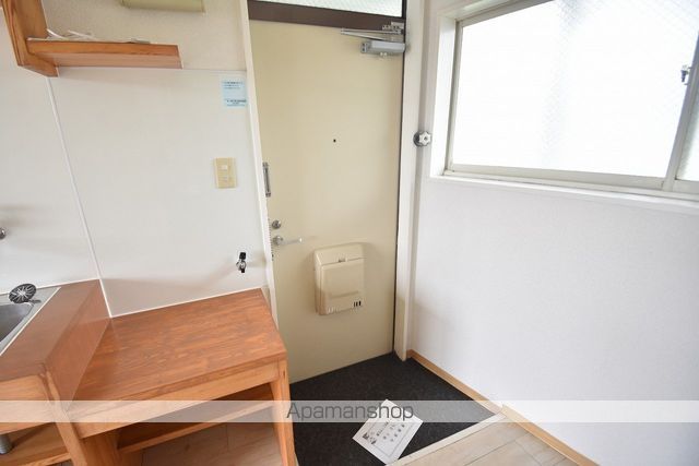 長屋アパートメントHACHIの内装写真