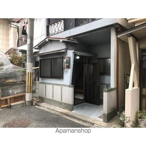 野里町38番地貸家の外観写真