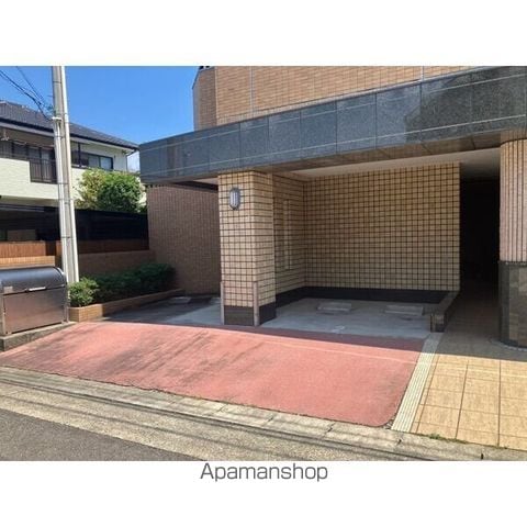 カトル・セゾンの外観写真