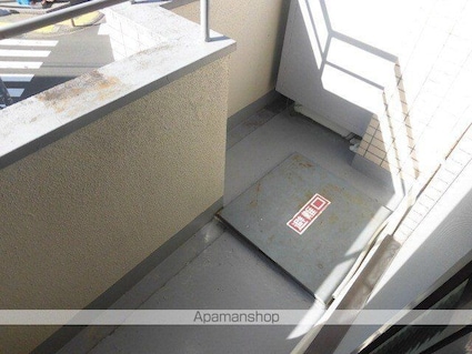 東京都世田谷区下馬５丁目[1R/20m2]のバルコニー