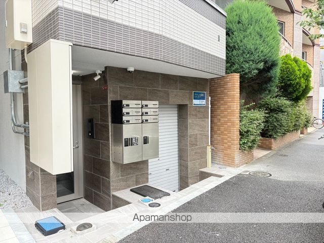 シャッツクヴェレ梅里の玄関写真