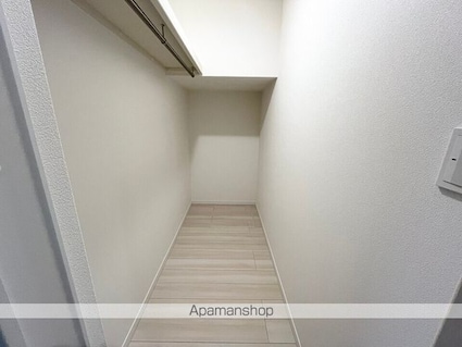 エトワール下坂浜Ａ[1LDK/42.24m2]の収納