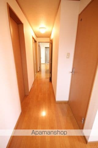 ロイヤル東町 A棟の内装写真