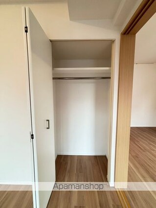 プラウドフラット鶴見Ⅰ[2LDK/58.46m2]の内装1