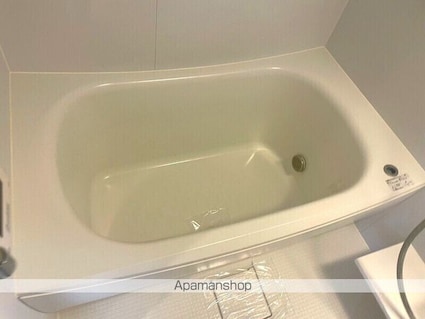 東京都新宿区西新宿４丁目[1K/30.57m2]のバス