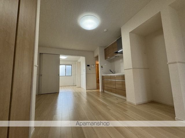 レゾナンスの内装写真