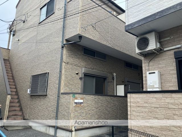メゾン飯倉IIの玄関写真