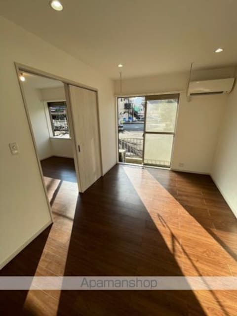 メゾン朝倉野[2LDK/59.72m2]のリビング・居間