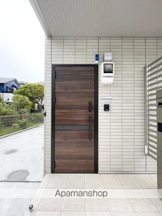 セレスティア上鷺宮[2LDK/43.18m2]のエントランス1