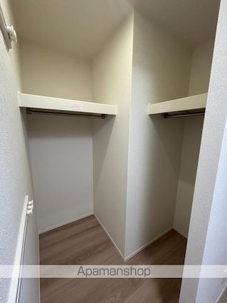 パークサウス栗田[1LDK/32.59m2]の収納