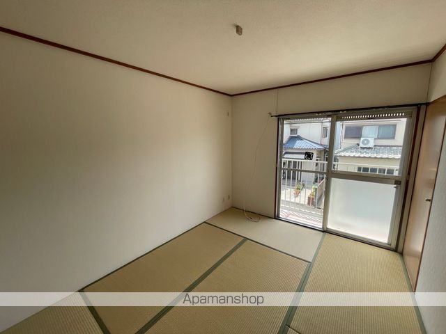 サンハイツ小雑賀の内装写真