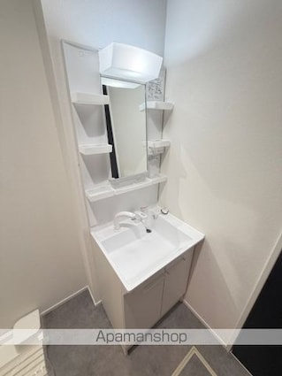 ラヴィ新八代[1LDK/34.36m2]の洗面所