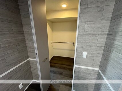 ビオット彦根　Ｂ棟[1K/30.3m2]の収納