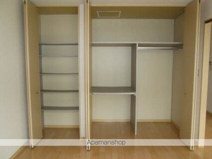 アン・セリジェⅡ[2LDK/58.1m2]の収納