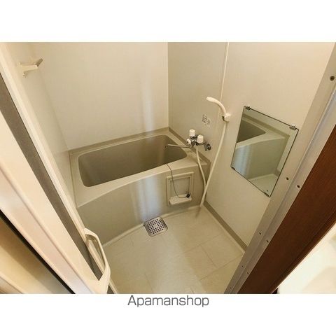 ロイヤルガーデンの内装写真
