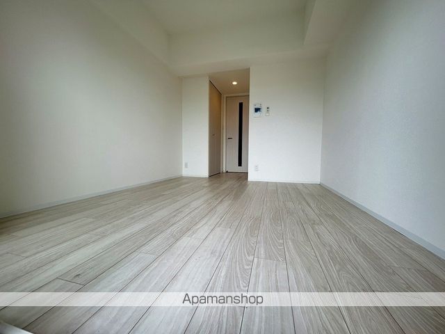 エスプレイス江坂RESIDENCEの内装写真